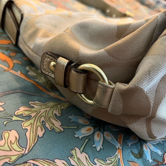 Coach Crossbody Purse - Picture 11 of 15